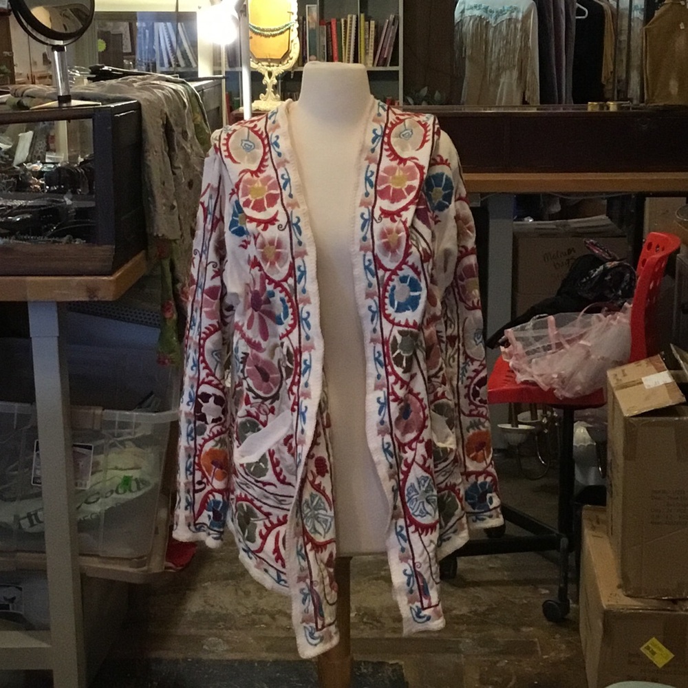 0270 Johnny Was Bayou Short Hoodie; EUC size L